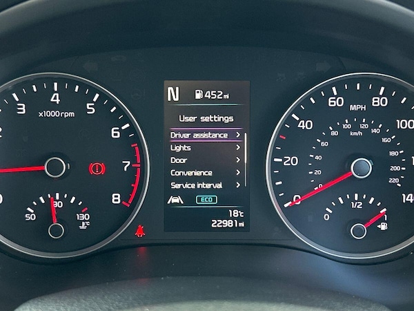 Used Kia Stonic 2020 for sale - 76300459: Photo 50