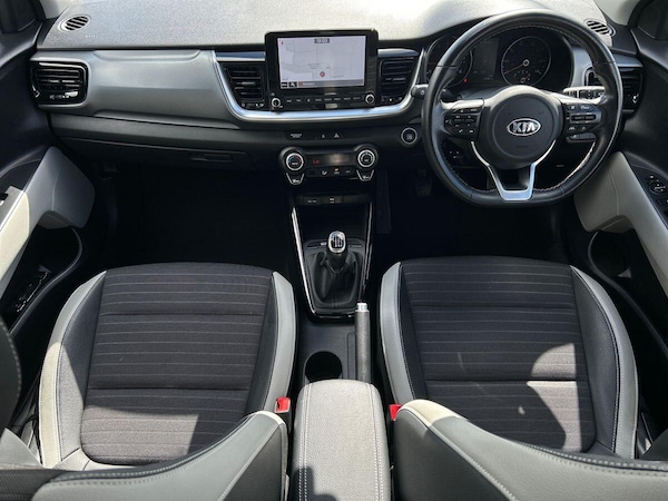 Used Kia Stonic 2020 for sale - 76300459: Photo 7