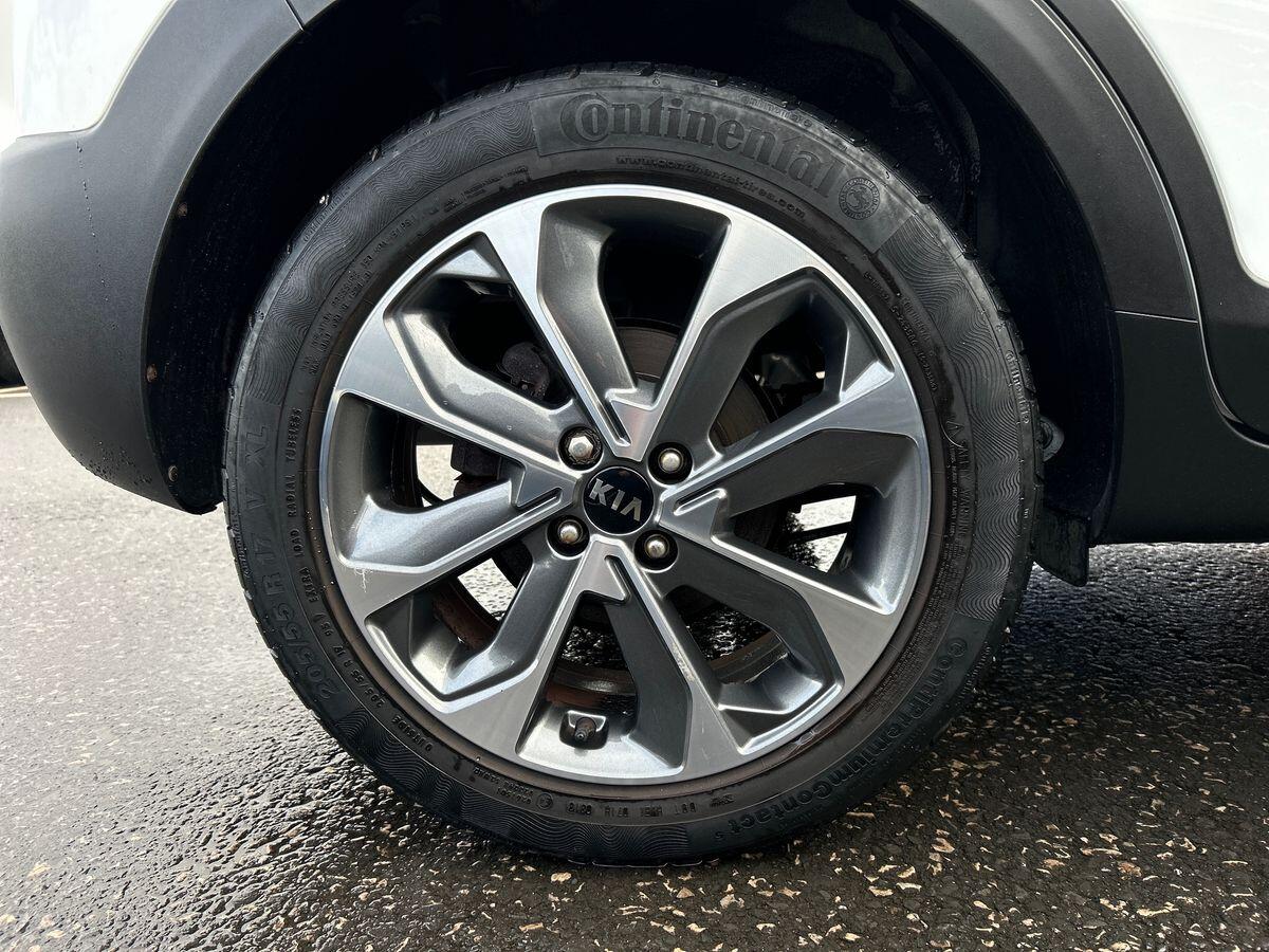 Used Kia Stonic 2018 for sale - 76330507: Photo 11