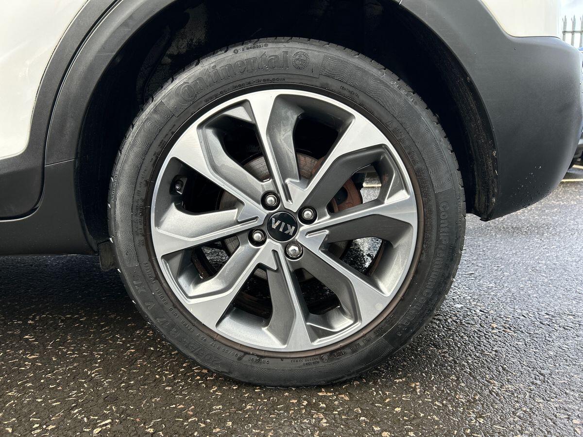 Used Kia Stonic 2018 for sale - 76330507: Photo 12