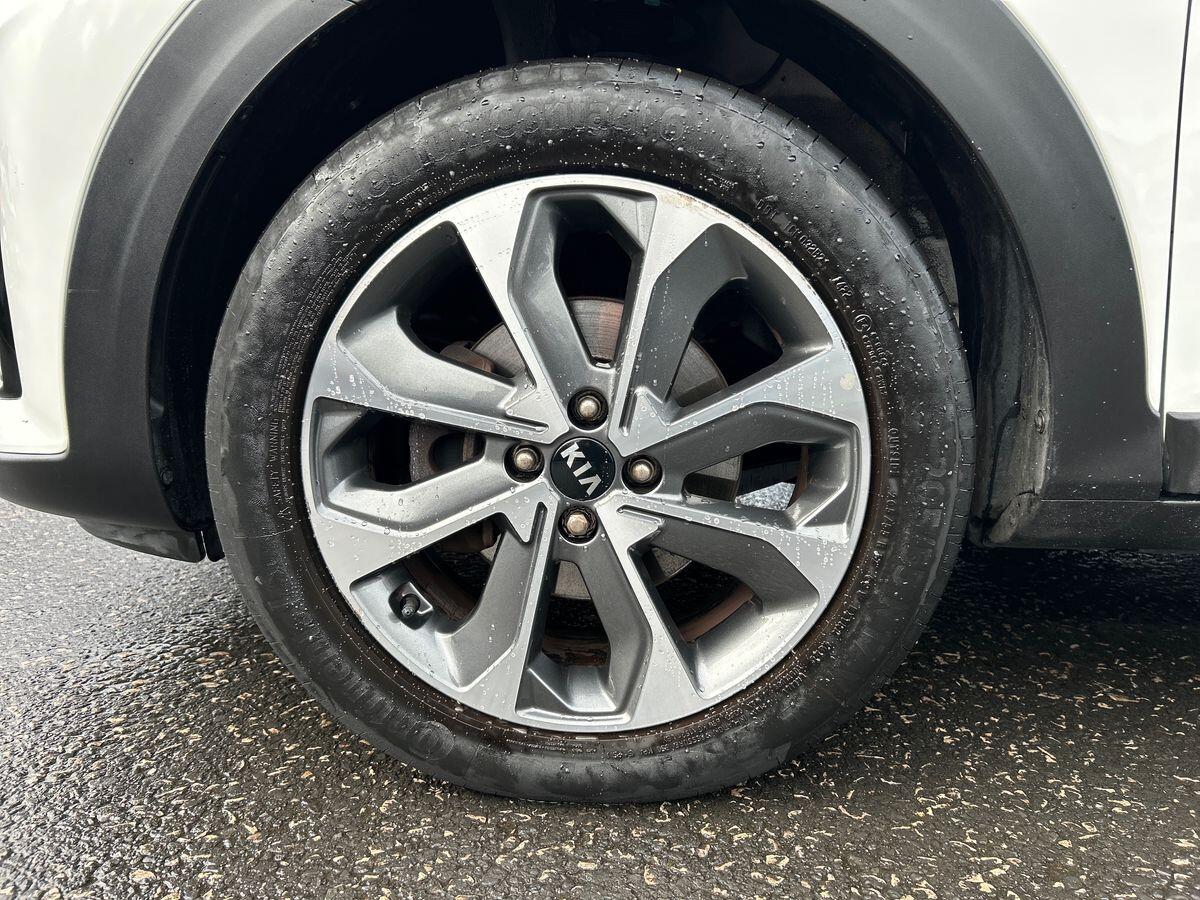 Used Kia Stonic 2018 for sale - 76330507: Photo 13