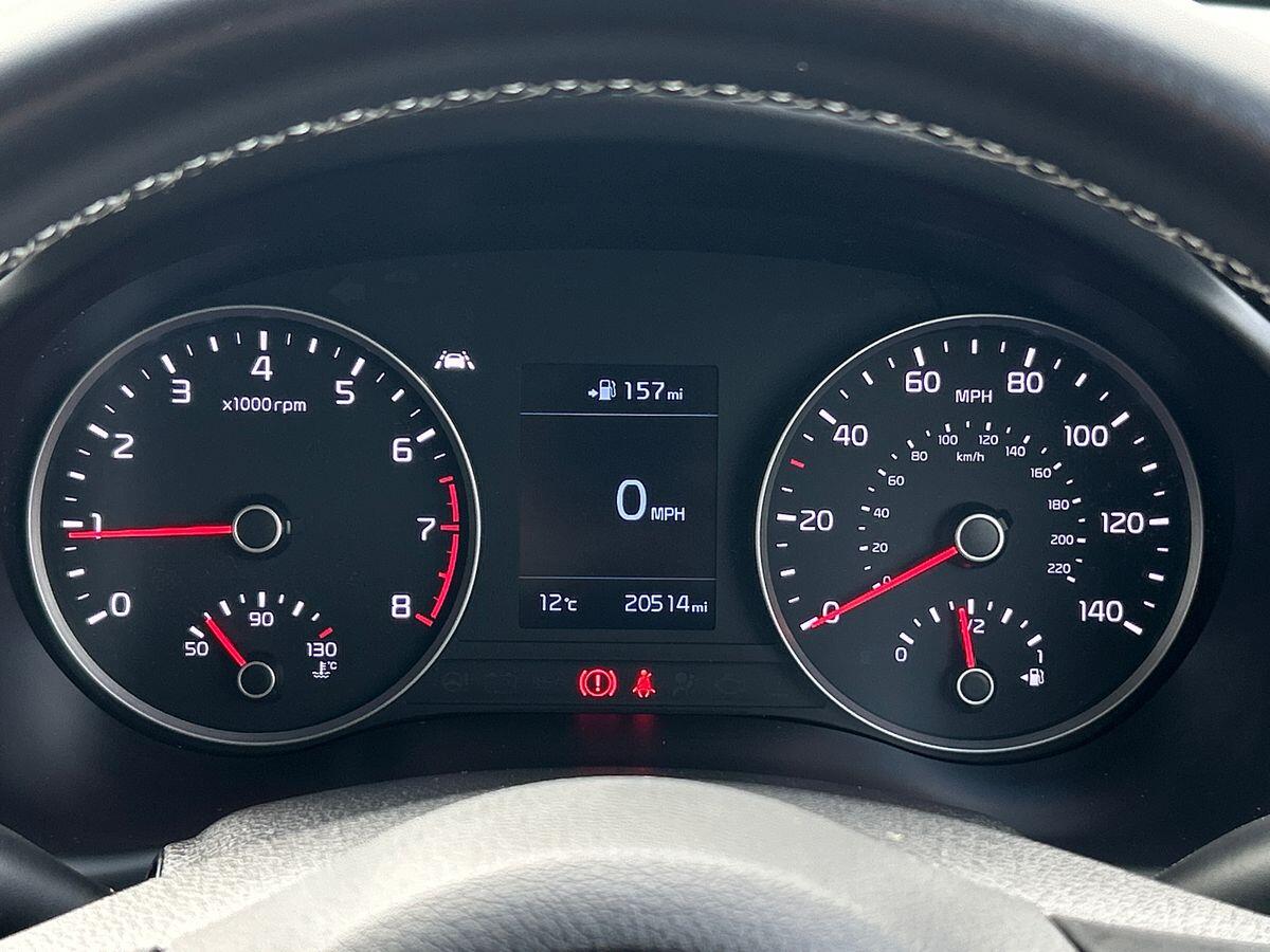 Used Kia Stonic 2018 for sale - 76330507: Photo 15
