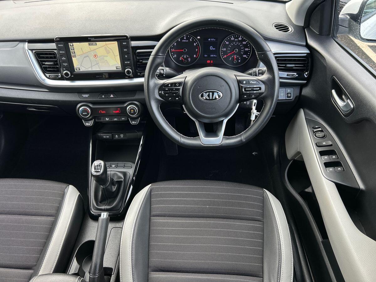 Used Kia Stonic 2018 for sale - 76330507: Photo 20