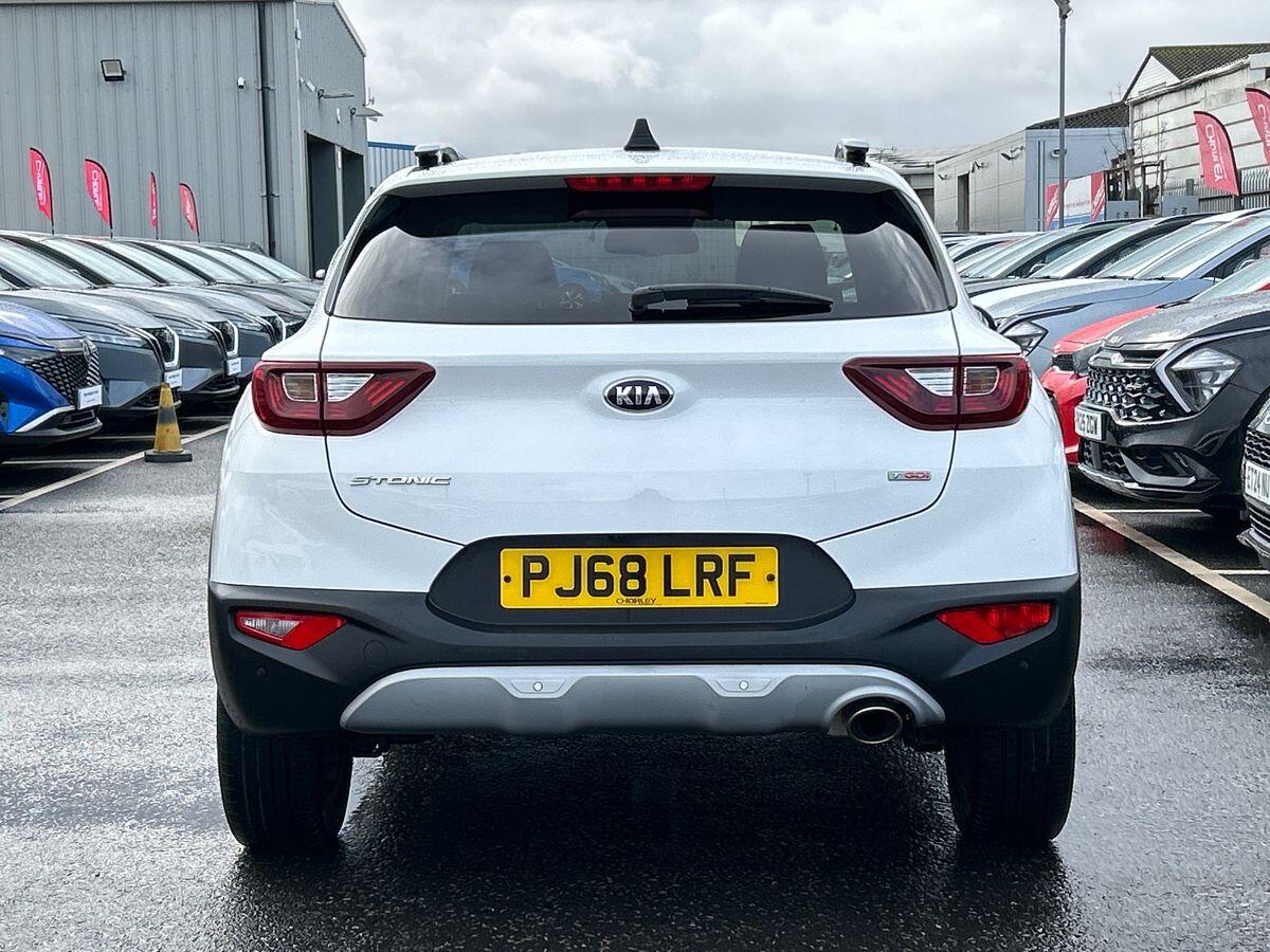 Used Kia Stonic 2018 for sale - 76330507: Photo 5