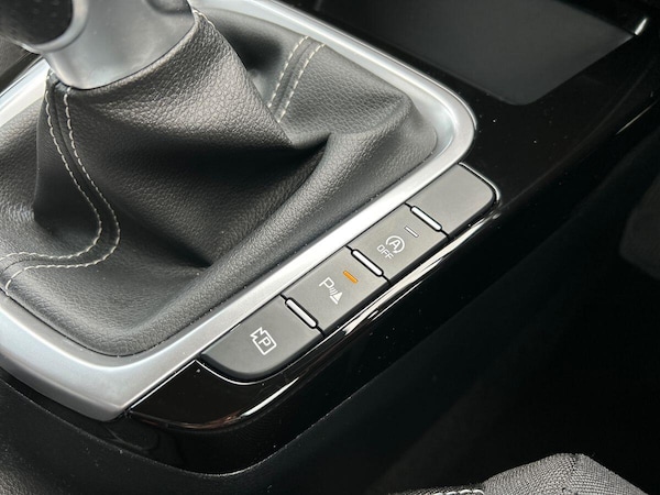 Used Kia Ceed 2023 for sale - 76299913: Photo 35