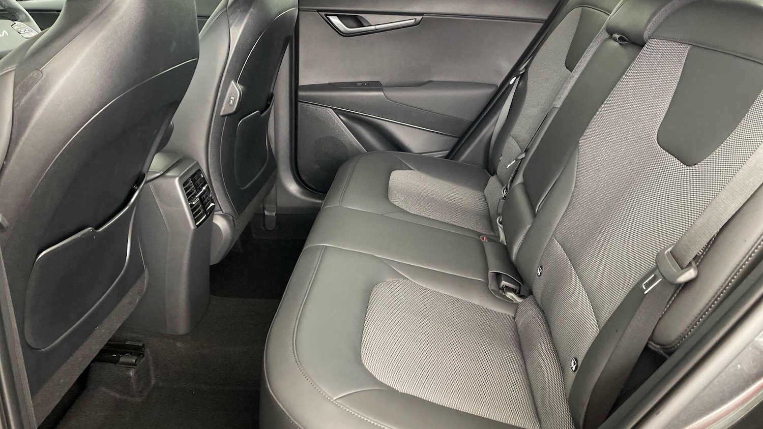 Used Kia Niro 2025 for sale - 76969362: Photo 16