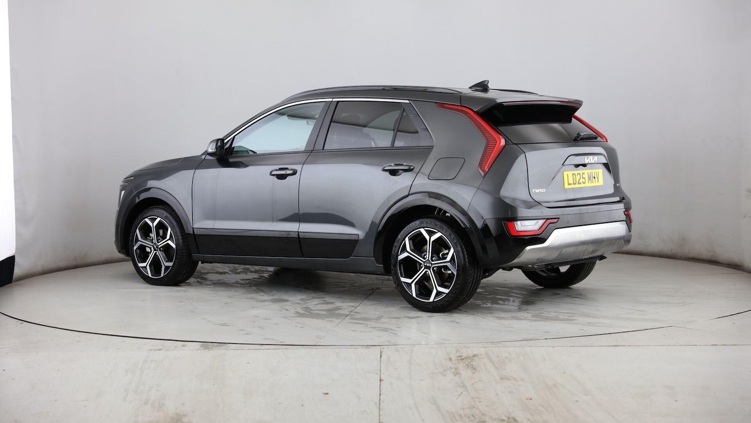 Used Kia Niro 2025 for sale - 76969362: Photo 3