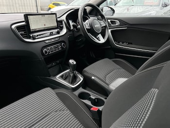 Used Kia Ceed 2024 for sale - 75969932: Photo