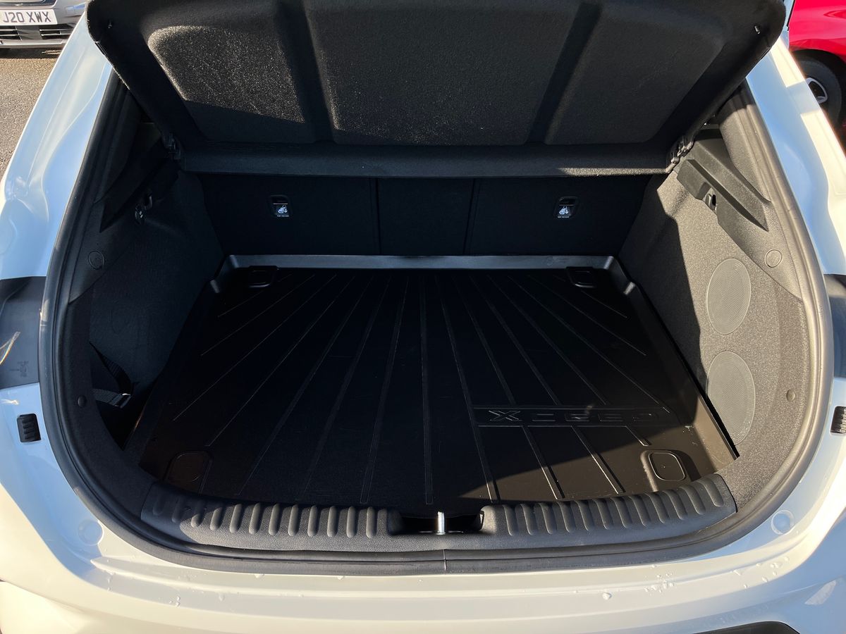 Used Kia XCeed 2025 for sale - 77350735: Photo 21