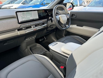 Used Kia EV3 2025 for sale - 76697676: Photo