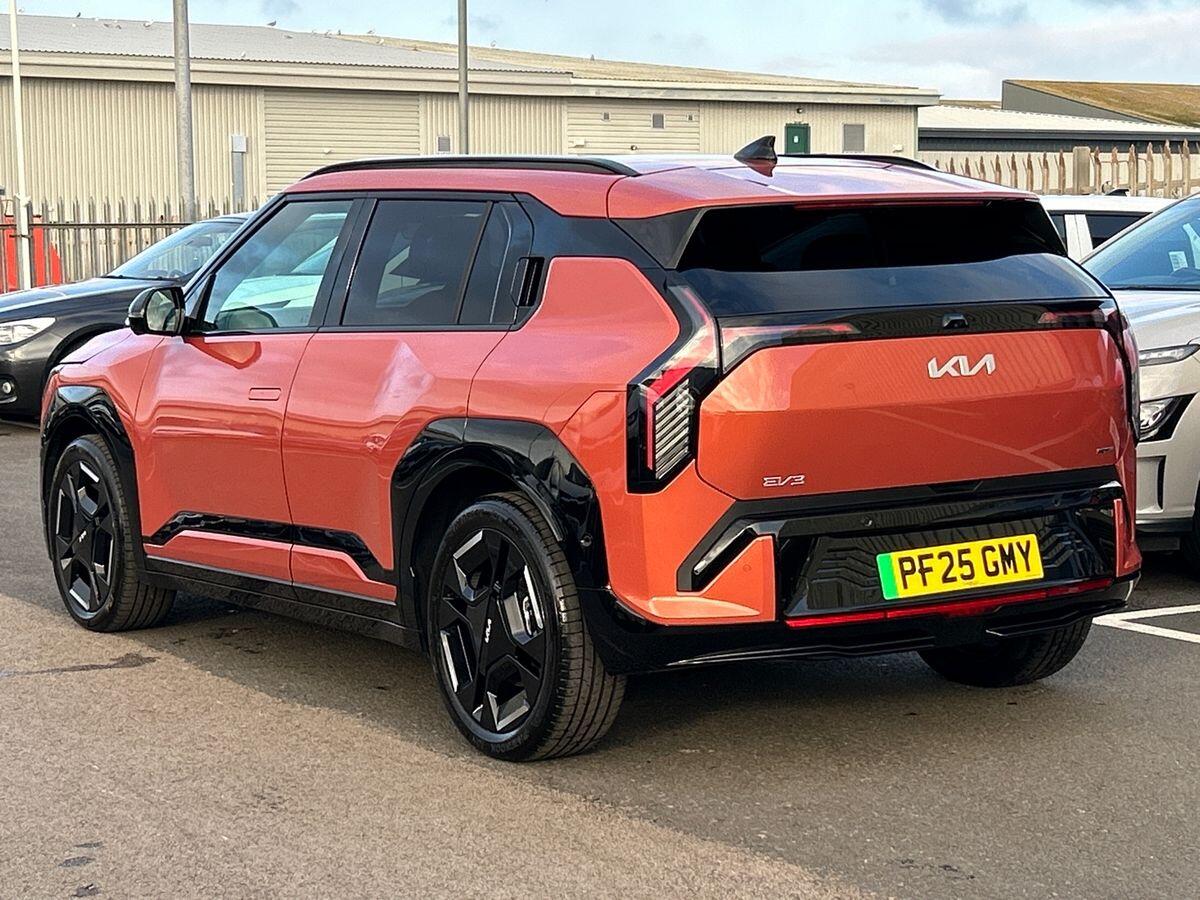 Used Kia EV3 2025 for sale - 76697676: Photo 3