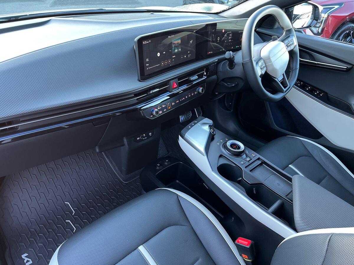 Used Kia EV6 2025 for sale - 76604126: Photo 2