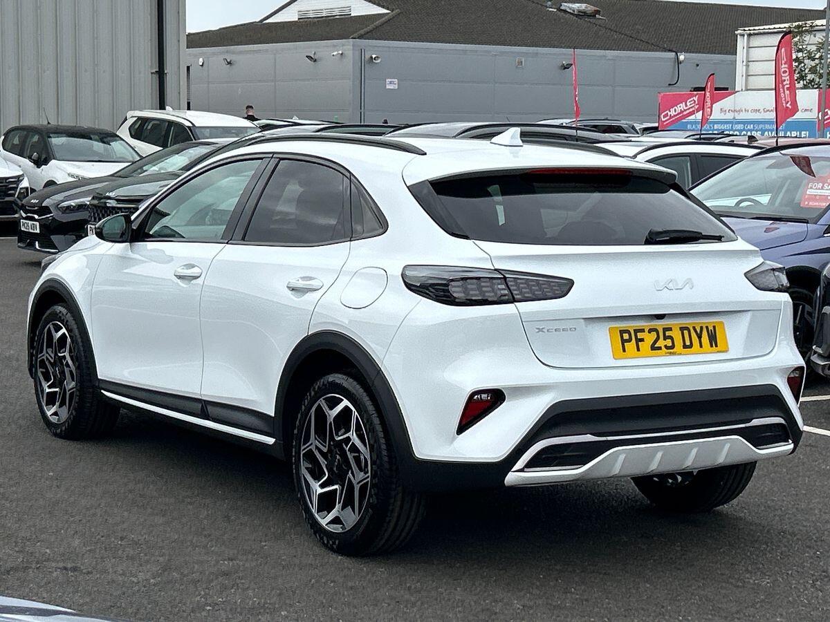 Used Kia XCeed 2025 for sale - 77002097: Photo 3