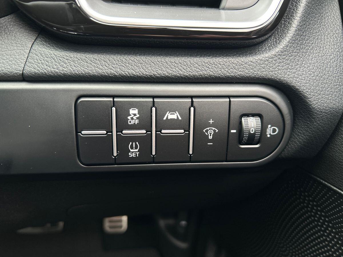 Used Kia XCeed 2025 for sale - 77002097: Photo 30