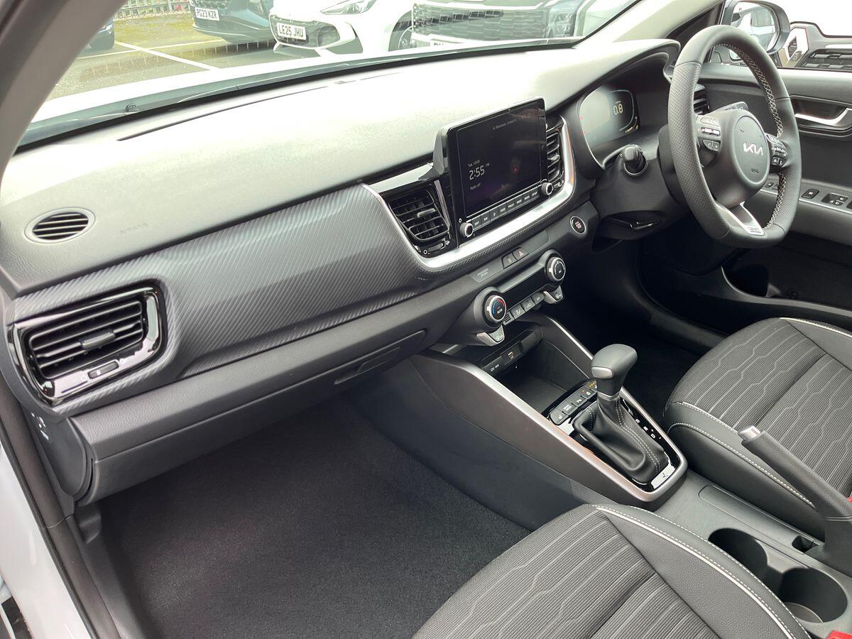 Used Kia Stonic 2026 for sale - 77829335: Photo 2