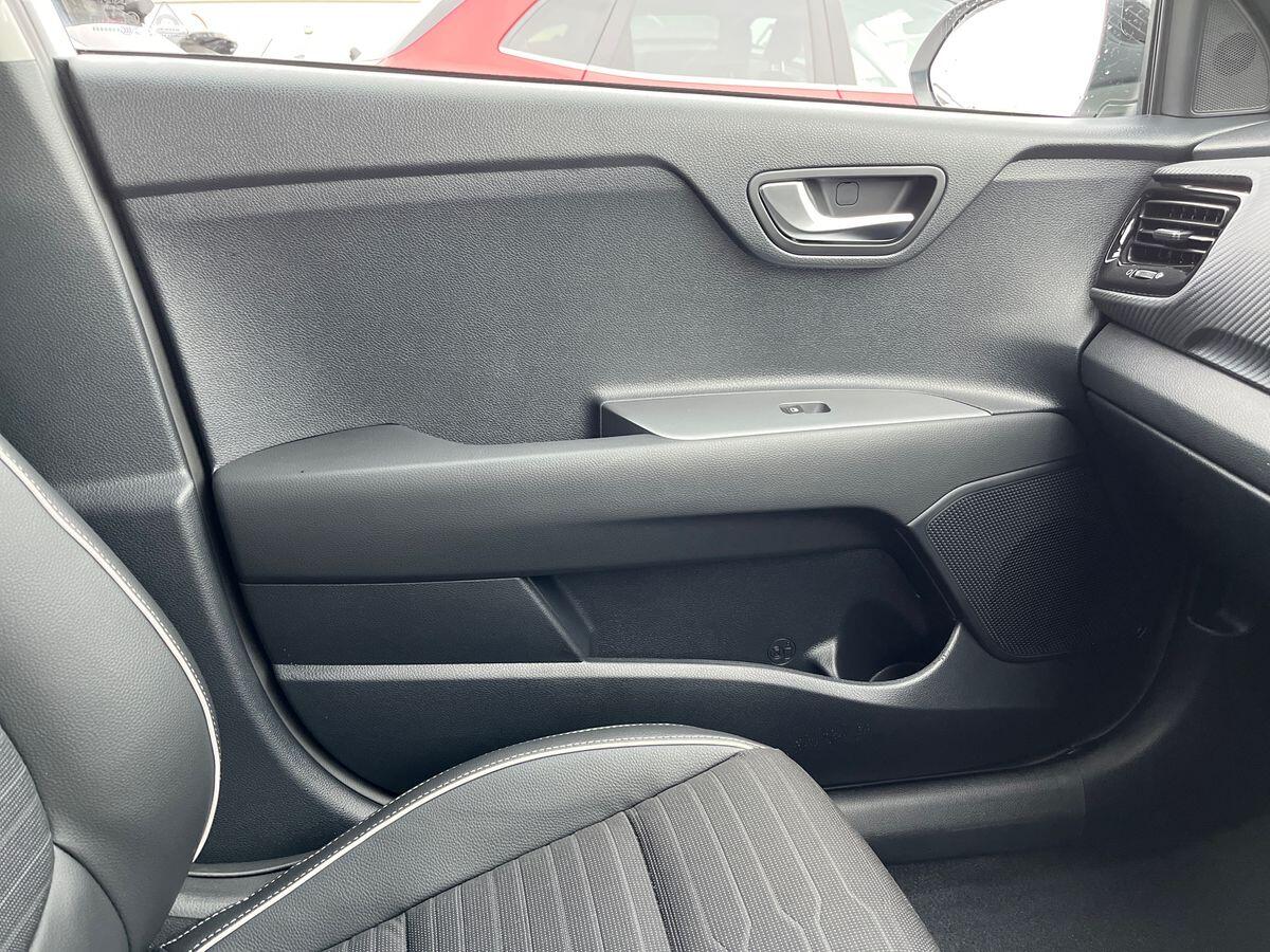 Used Kia Stonic 2026 for sale - 77829335: Photo 34