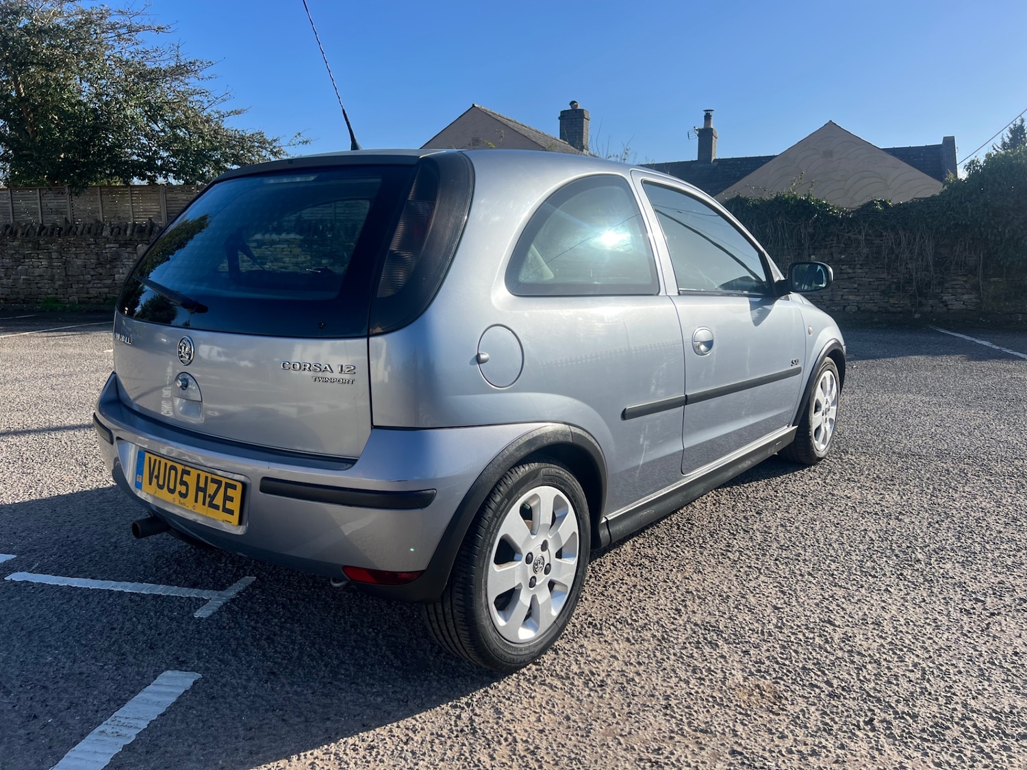 Used Vauxhall Corsa 2005 for sale - 77919154: Photo 2