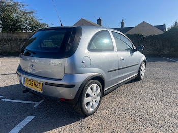 Used Vauxhall Corsa 2005 for sale - 77919154: Photo