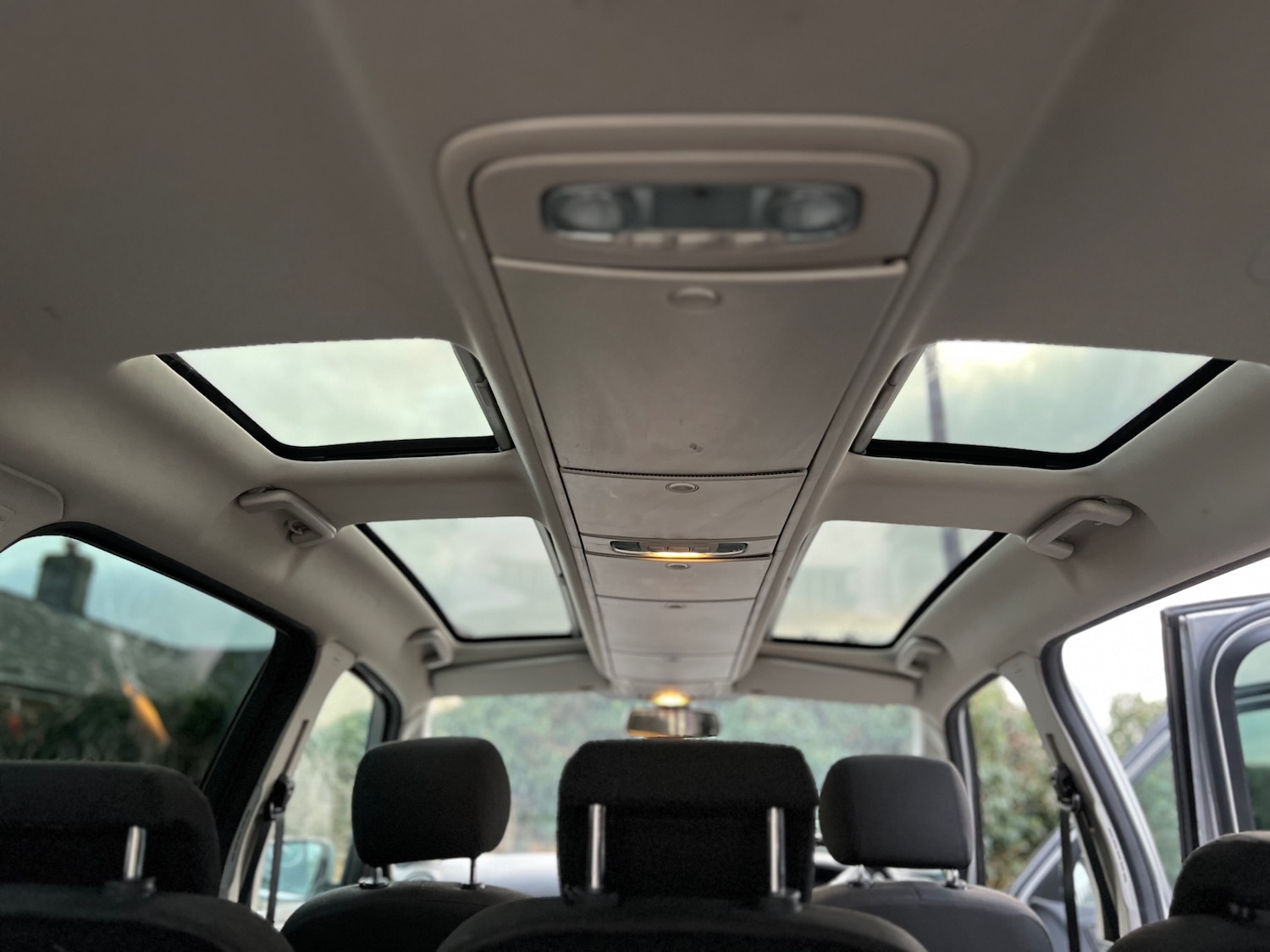 Used Ford Galaxy 2012 for sale - 77739522: Photo 13