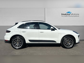 Used Porsche Macan 2018 for sale - 79073432: Photo