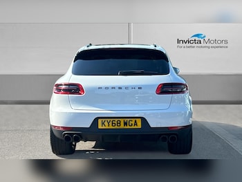 Used Porsche Macan 2018 for sale - 79073432: Photo