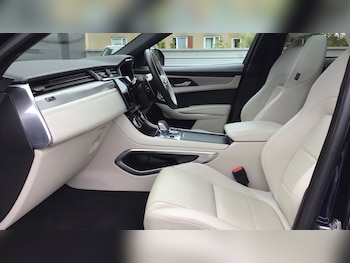 Used Jaguar F-Pace 2023 for sale - 75325748: Photo
