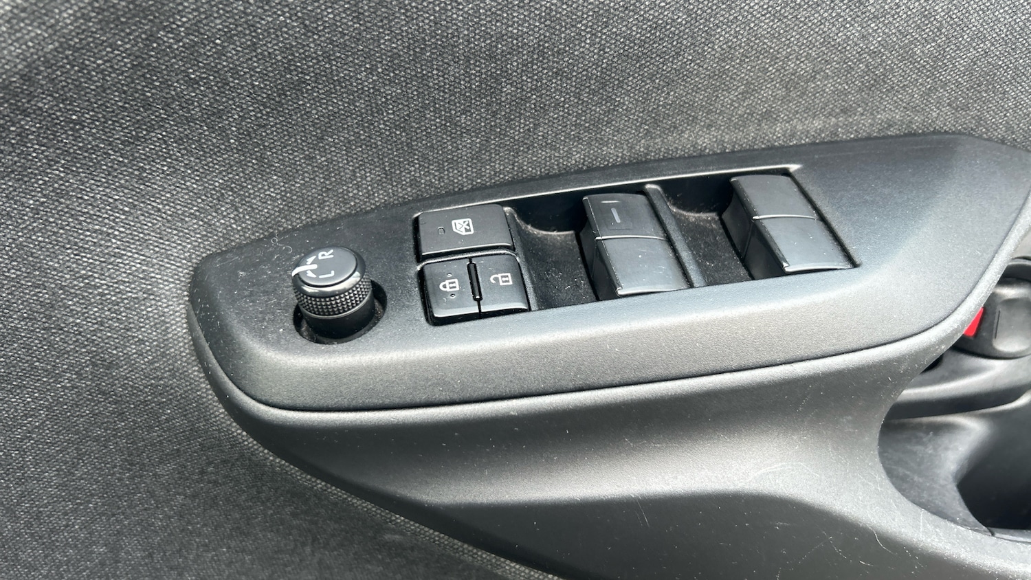 Used Toyota Yaris 2021 for sale - 77906374: Photo 21