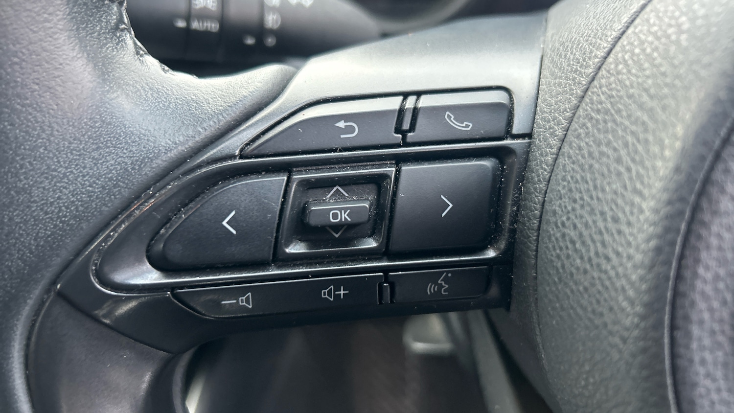 Used Toyota Yaris 2021 for sale - 77906374: Photo 24