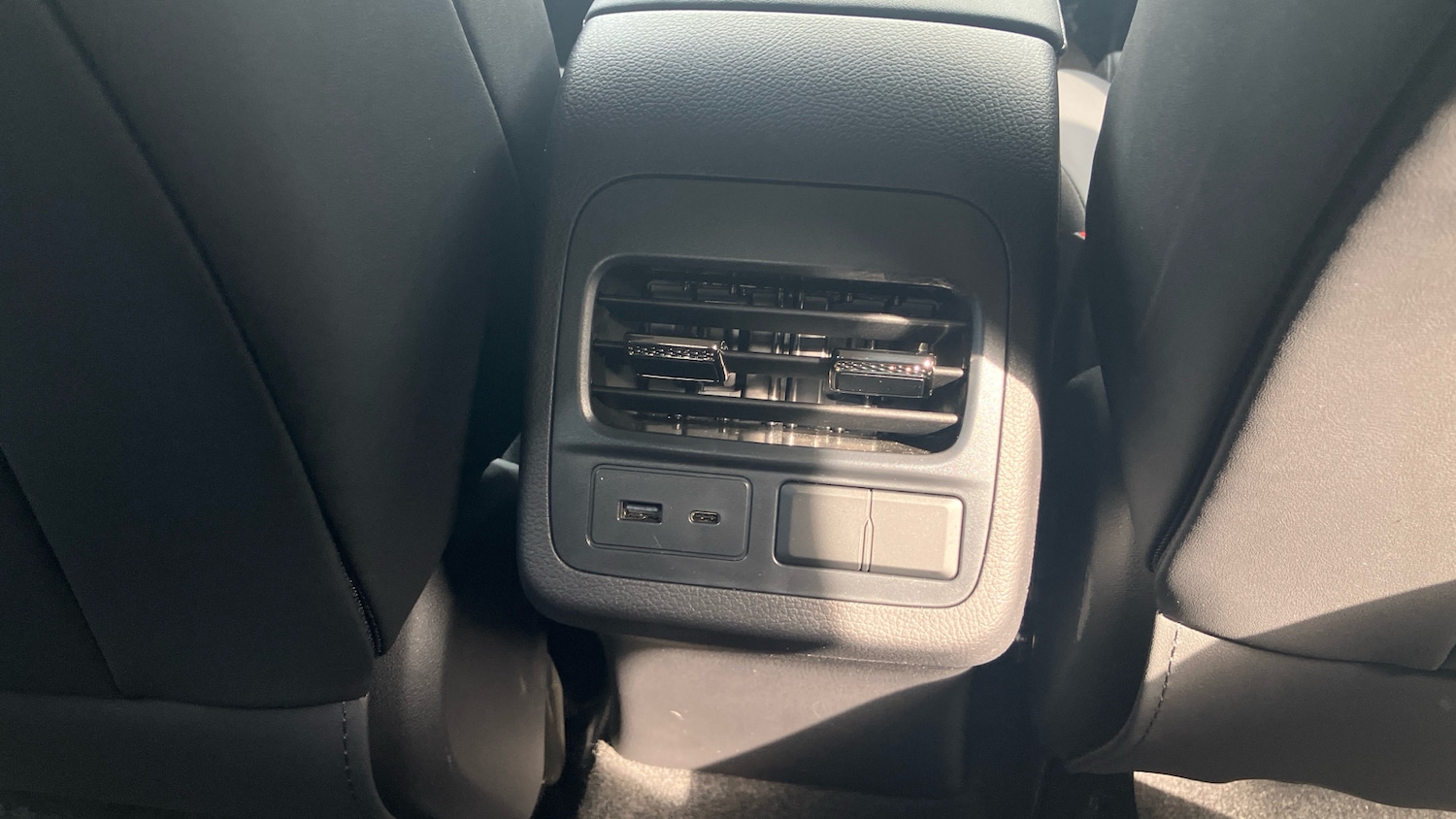 Used Omoda OMODA E5 2024 for sale - 76482775: Photo 17