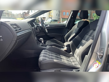 Used Volkswagen Golf 2018 for sale - 75550486: Photo