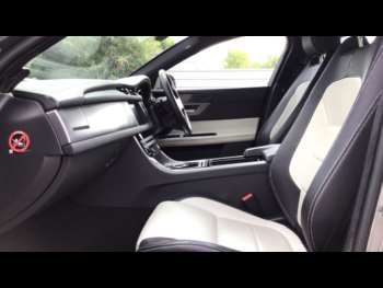 Used Jaguar XF 2016 for sale - 75255872: Photo