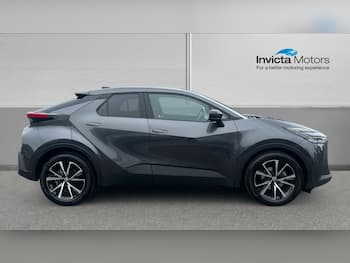 Used Toyota C-HR 2024 for sale - 79710941: Photo