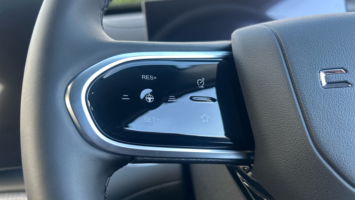 Used Chery Tiggo 8 for sale - 76655782: Photo 25