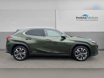 Used Lexus UX 2019 for sale - 79724847: Photo