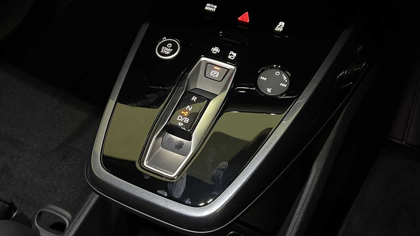 Used Audi Q4 e-tron 2025 for sale - 76678077: Photo 14