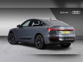 Used Audi Q8 2023 for sale - 78352512: Photo