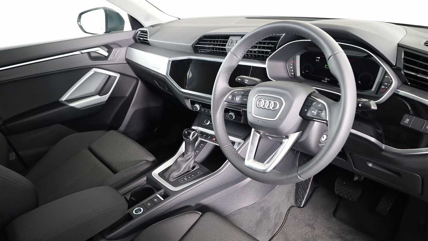 Used Audi Q3 2025 for sale - 76679933: Photo 6