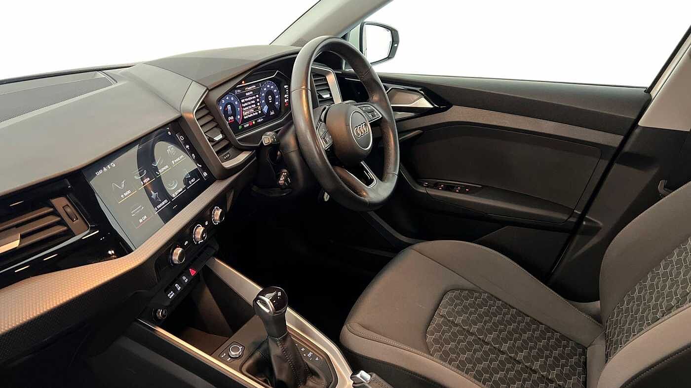 Used Audi A1 2023 for sale - 76675762: Photo 2