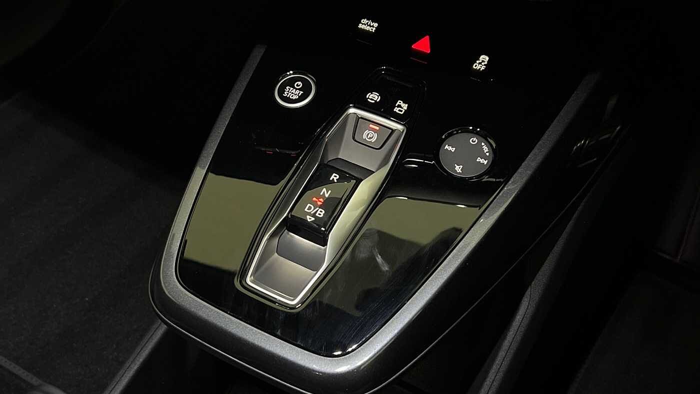 Used Audi Q4 e-tron 2025 for sale - 76678058: Photo 14