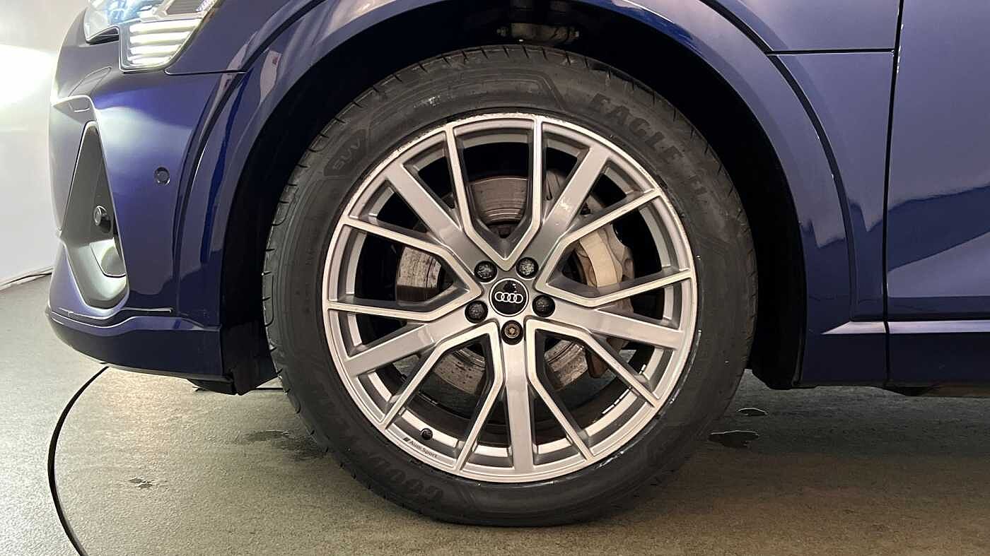 Used Audi e-tron 2020 for sale - 77392068: Photo 5