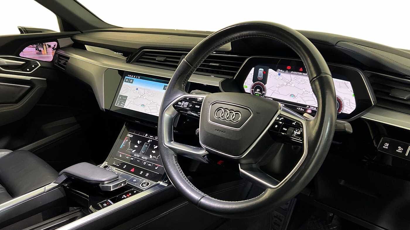 Used Audi e-tron 2020 for sale - 77392068: Photo 6