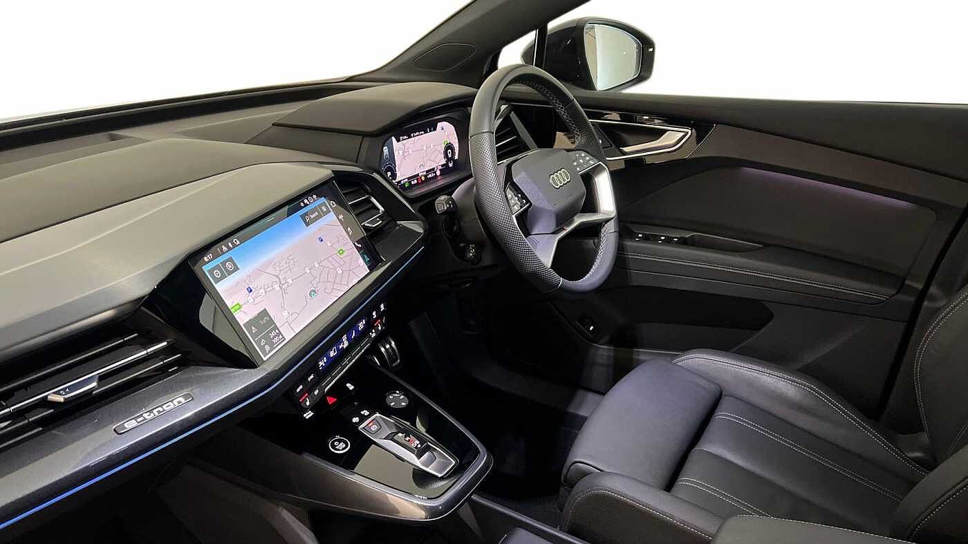 Used Audi Q4 e-tron 2024 for sale - 76677058: Photo 2