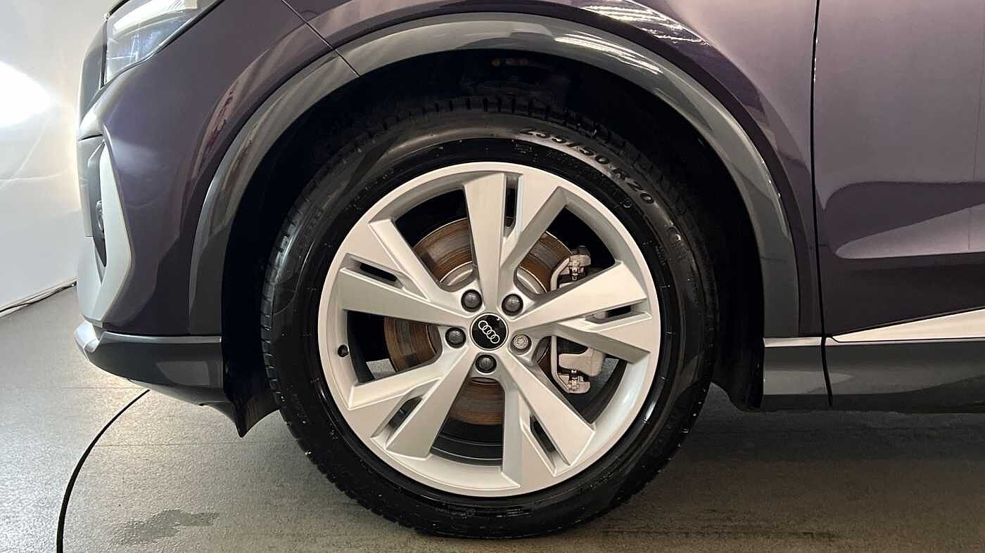 Used Audi Q4 e-tron 2024 for sale - 76677058: Photo 5