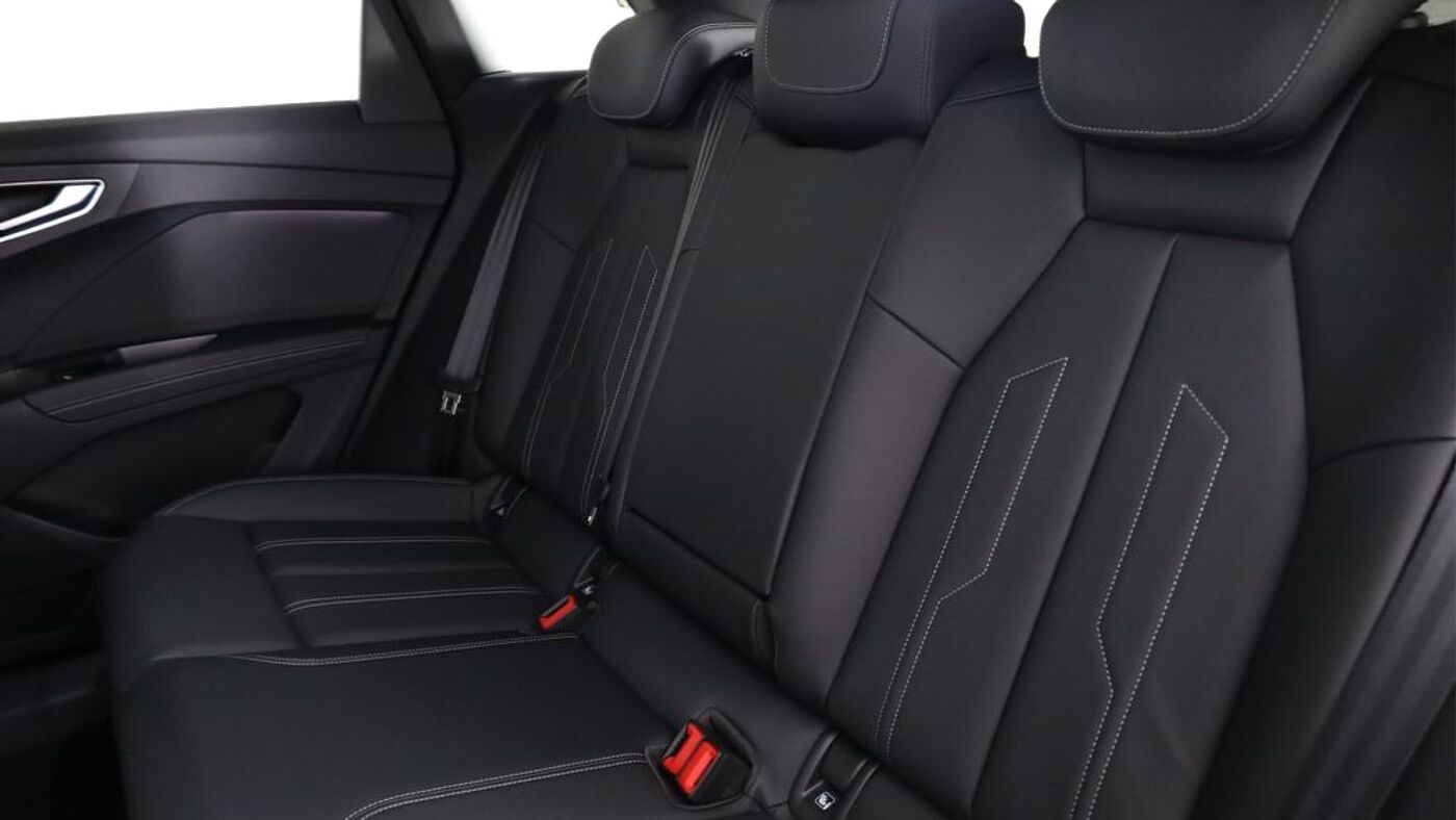 Used Audi Q4 e-tron 2025 for sale - 76679112: Photo 16