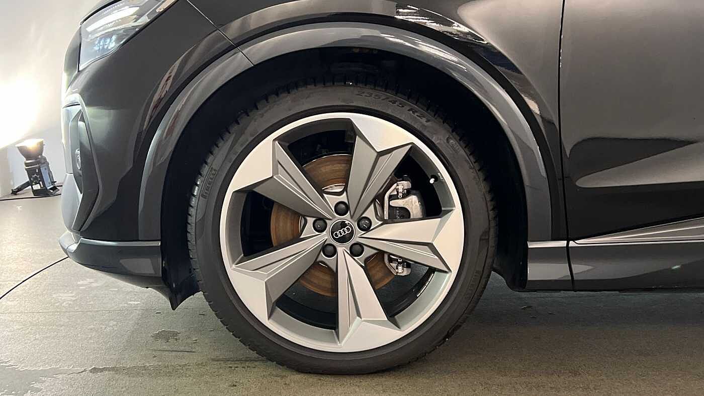 Used Audi Q4 e-tron 2024 for sale - 76677630: Photo 5