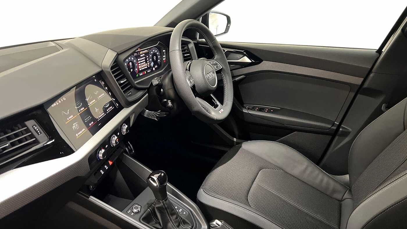 Used Audi A1 2025 for sale - 76678989: Photo 2