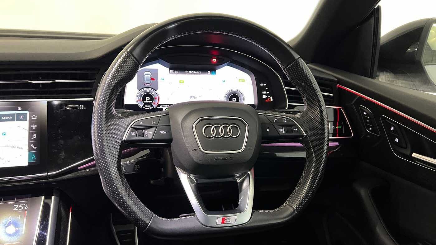 Used Audi Q8 2021 for sale - 76681419: Photo 10