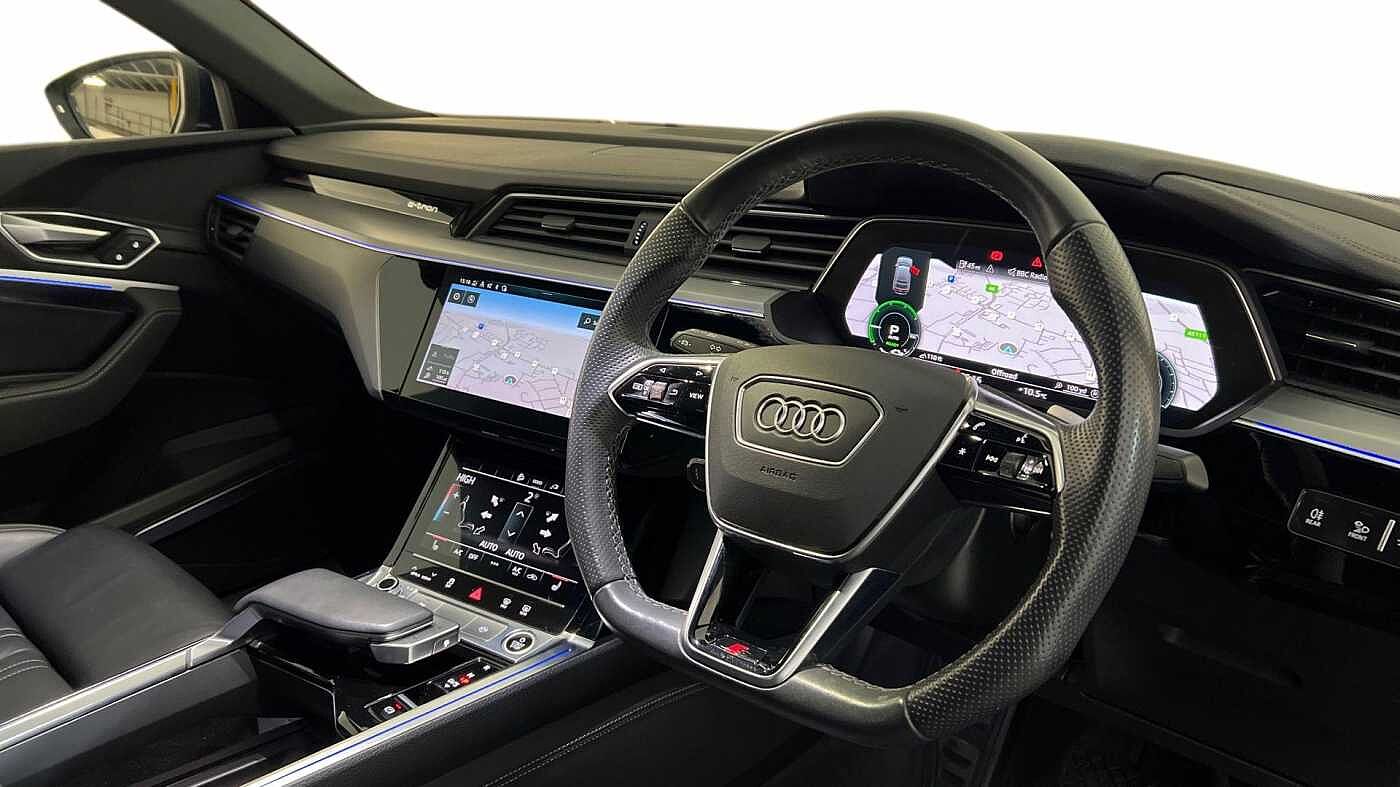Used Audi e-tron 2022 for sale - 76674507: Photo 6