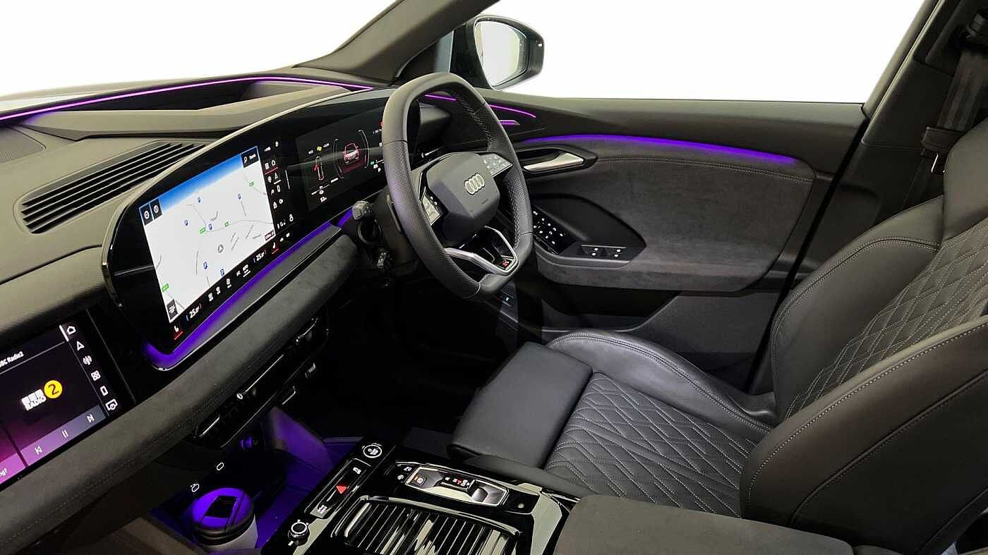 Used Audi Q6 e-tron 2025 for sale - 76678500: Photo 2