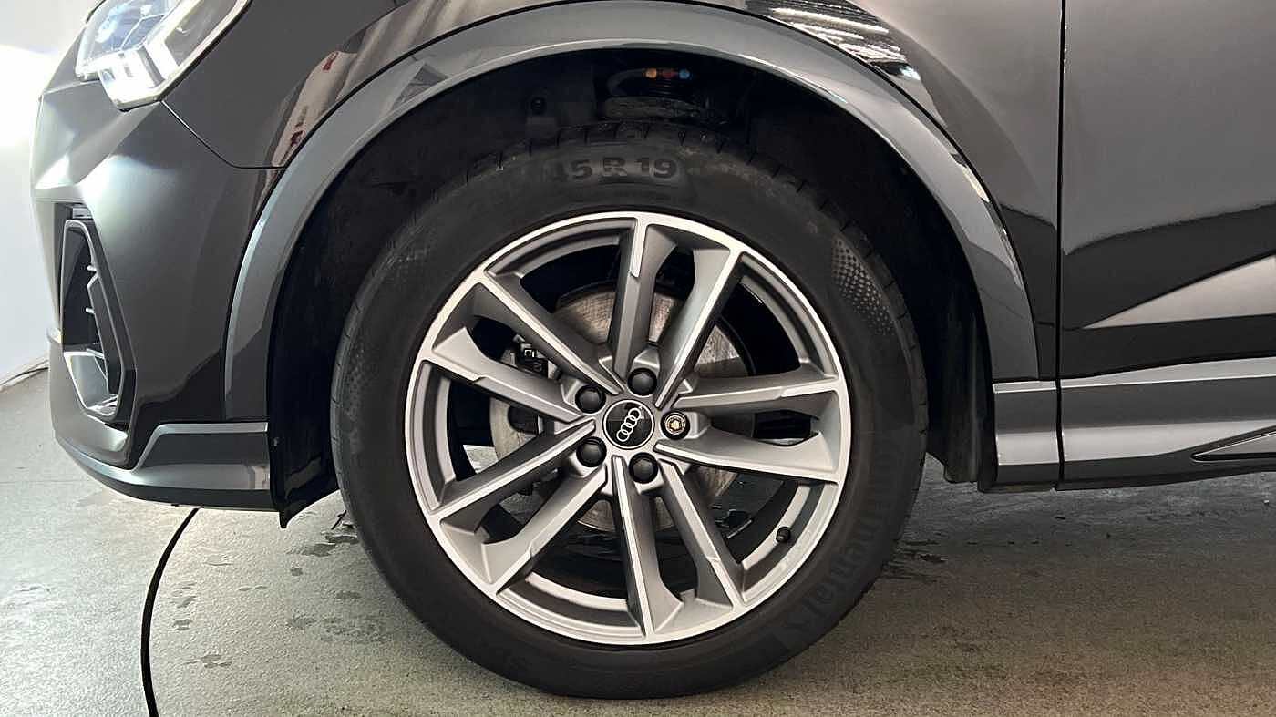 Used Audi Q3 2023 for sale - 76676360: Photo 5